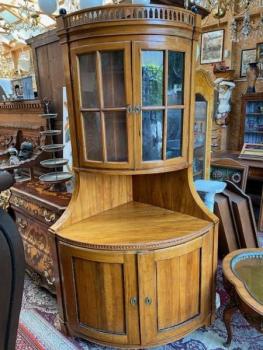 Klasicisní rohovka- koutnice  Klasicisní rohovka- koutnice