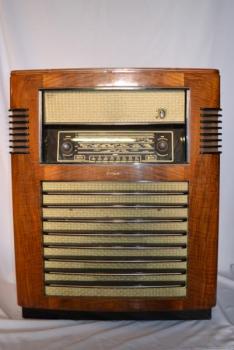 Gramorádio Tesla Bolero Gramorádio Tesla Bolero