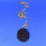 Granátová kruhová brož, Čechy, 1890 Granátová kruhová brož, Čechy, 1890