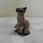 Porcelánová plastika, sedící kočka - Kodaň Porcelánová plastika, sedící kočka - Kodaň