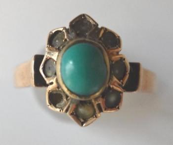 Zlatý prstýnek s říčními perličkami a tyrkysem Zlatý prstýnek s říčními perličkami a tyrkysem