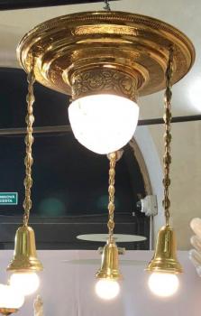 Secesní přisazený lustr Secesní přisazený lustr