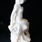 Socha odpočívající dívky - G. Papucci Socha odpočívající dívky - G. Papucci