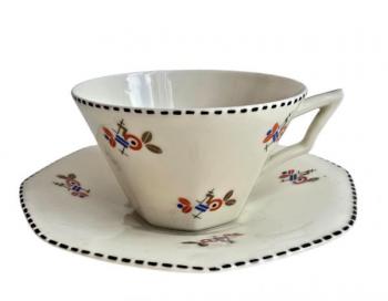 Starožitný art deco šálek s podšálkem - osmiboký Starožitný art deco šálek s podšálkem - osmiboký