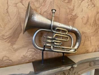 Plastika hudebního nástroje Plastika hudebního nástroje