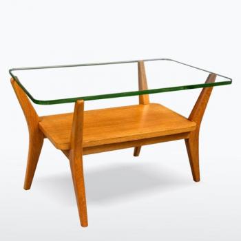 Retro konferenční stolek Retro konferenční stolek