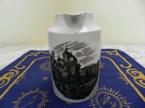 Porcelánová mléčenka, Horní Slavkov Porcelánová mléčenka, Horní Slavkov