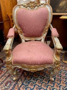 Barokní křeslo s područkami  Barokní křeslo s područkami