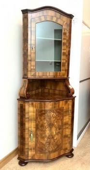 Rohová vitrinka SV 37 Rohová vitrinka SV 37