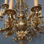 Starožitný zámecký lustr na 24 žárovek Starožitný zámecký lustr na 24 žárovek