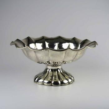 HLUBOKÁ MÍSA NA NOZE HLUBOKÁ MÍSA NA NOZE