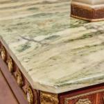 Televizní skříň s mramorovou deskou  Televizní skříň s mramorovou deskou