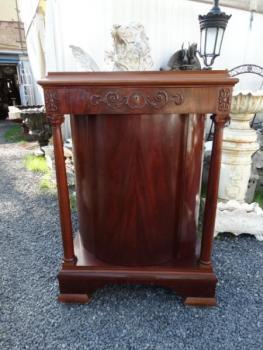 Manžetník se sloupy  Manžetník se sloupy