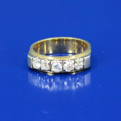 Au 750/1000/ 6,25 g, brilliant cut diamonds cca 0,50 ct Au 750/1000/ 6,25 g, brilliant cut diamonds cca 0,50 ct