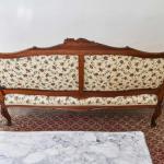 Párové sofy Ludvík XV z 18. století Párové sofy Ludvík XV z 18. století