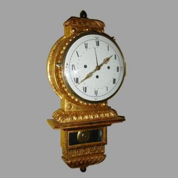 Nástěnné klasicistní hodiny Nástěnné klasicistní hodiny