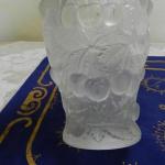 Plastická matovaná skleněná váza - Čechy Plastická matovaná skleněná váza - Čechy