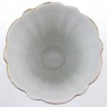 Váza se zlatými linkami a kvítím - Schirding Váza se zlatými linkami a kvítím - Schirding