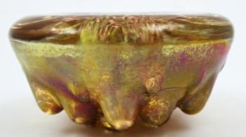 Designový svícen ve tvaru formy na bábovku Designový svícen ve tvaru formy na bábovku