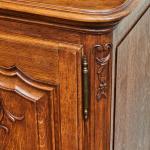 Lutyšská starožitná komoda z masivního dubu Lutyšská starožitná komoda z masivního dubu