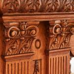 Neogotický vyřezávaný stůl. Dub. Rozkládací 386 cm Neogotický vyřezávaný stůl. Dub. Rozkládací 386 cm