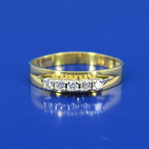 Au 750/1000/ 4,30 g, brilliant cut diamonds cca 0,20 ct Au 750/1000/ 4,30 g, brilliant cut diamonds cca 0,20 ct