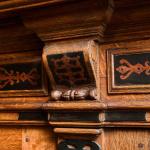 Holandská renesanční skříň (”Beeldenkast”) 17. st  Holandská renesanční skříň (”Beeldenkast”) 17. st