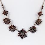 Granátový náhrdelník Granátový náhrdelník