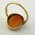 Zlatý prsten s přírodní kamejí Zlatý prsten s přírodní kamejí