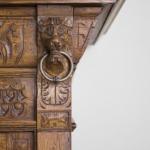 Neorenesanční skříň s vitráží Neorenesanční skříň s vitráží