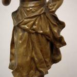 Bronzová socha mladé dívky, Ernest Rancoulet Bronzová socha mladé dívky, Ernest Rancoulet