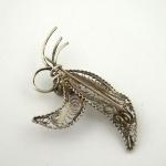 Stříbrna filigránová brož - květ s listy Stříbrna filigránová brož - květ s listy