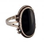 STŘÍBRNÝ ART DECO PRSTEN S OVÁLNÝM ONYXEM STŘÍBRNÝ ART DECO PRSTEN S OVÁLNÝM ONYXEM