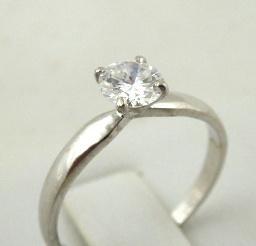 Prsten se solitérním přírodním diamantem - 0,46 ct Prsten se solitérním přírodním diamantem - 0,46 ct
