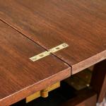 Anglický konferenční stolek rozkládací na jídelní Anglický konferenční stolek rozkládací na jídelní