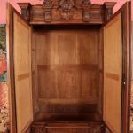 Luxusní starožitná šatní skříň ze zámku Luxusní starožitná šatní skříň ze zámku