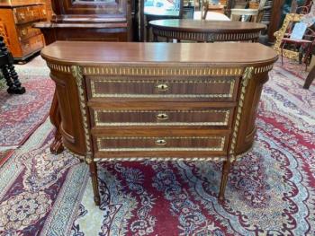 Komoda-bufet  Komoda-bufet