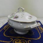 Ručně malovaná terina - Thun, Klášterec, 19. stol. Ručně malovaná terina - Thun, Klášterec, 19. stol.