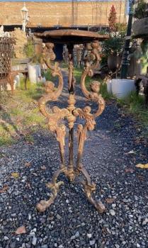 Litinový stojan-sloup  Litinový stojan-sloup