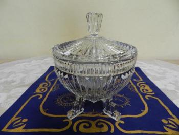 Masivní dóza, čiré sklo Masivní dóza, čiré sklo