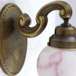 Mosazná lampička na zeď Mosazná lampička na zeď