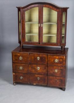 Komoda s nástavbou klasicismus Komoda s nástavbou klasicismus