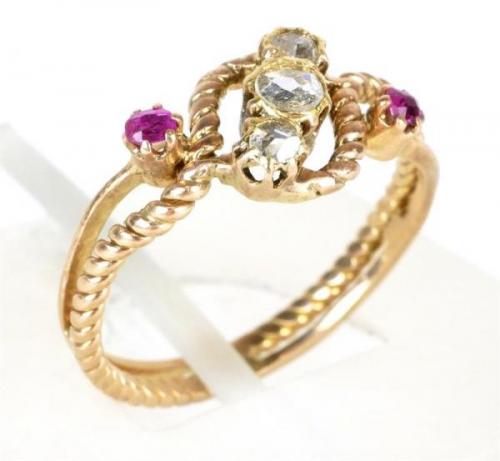 STAROŽITNÝ ZLATÝ PRSTEN - prodáno STAROŽITNÝ ZLATÝ PRSTEN - prodáno