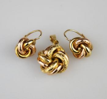 Zlatá souprava - náušnice s přívěskem Zlatá souprava - náušnice s přívěskem