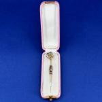 Zlatá jehlice s opály, Vídeň, 1900 Zlatá jehlice s opály, Vídeň, 1900