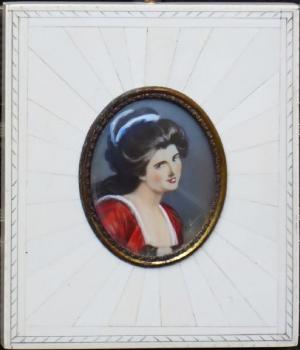 179. MINIATURA - LADY HAMILTON 179. MINIATURA - LADY HAMILTON