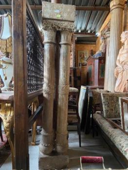 Kamenné sloupy B  Kamenné sloupy B