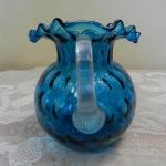 Modrý džbán s čočkami, optický dekor Modrý džbán s čočkami, optický dekor