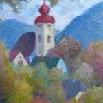 Podzim v městečku s kostelní věží a kopci Podzim v městečku s kostelní věží a kopci