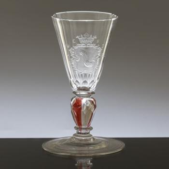 Barokní pohár s erbem Barokní pohár s erbem